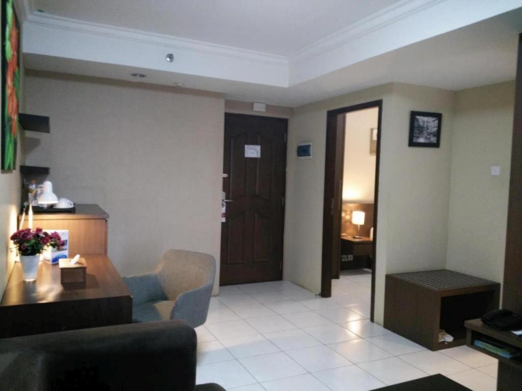 Great Western Hotel & Resort Serpong - タンゲラン エクステリア 写真
