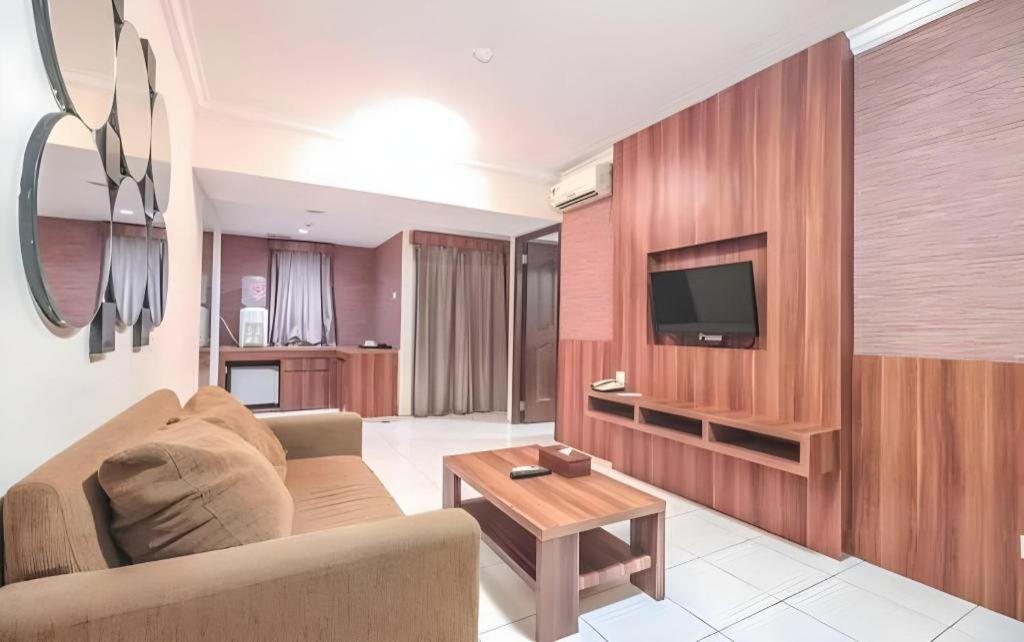 Great Western Hotel & Resort Serpong - タンゲラン エクステリア 写真