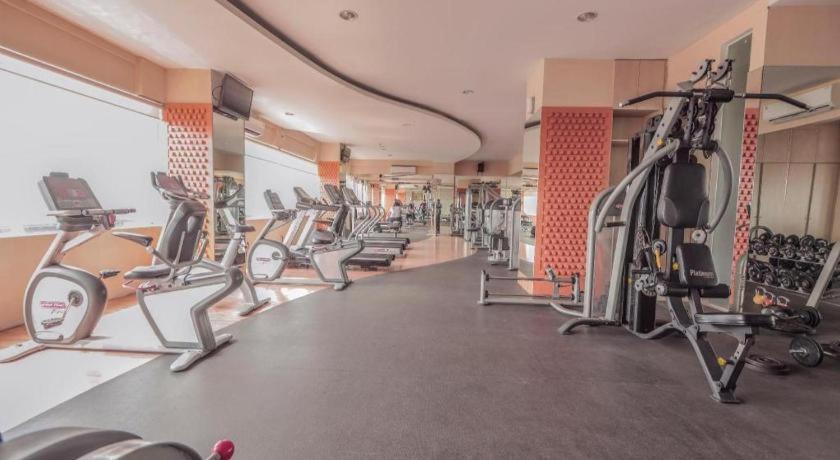Great Western Hotel & Resort Serpong - タンゲラン エクステリア 写真
